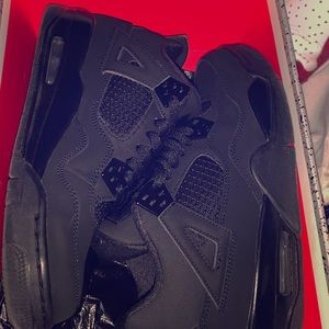 Jordan 4s